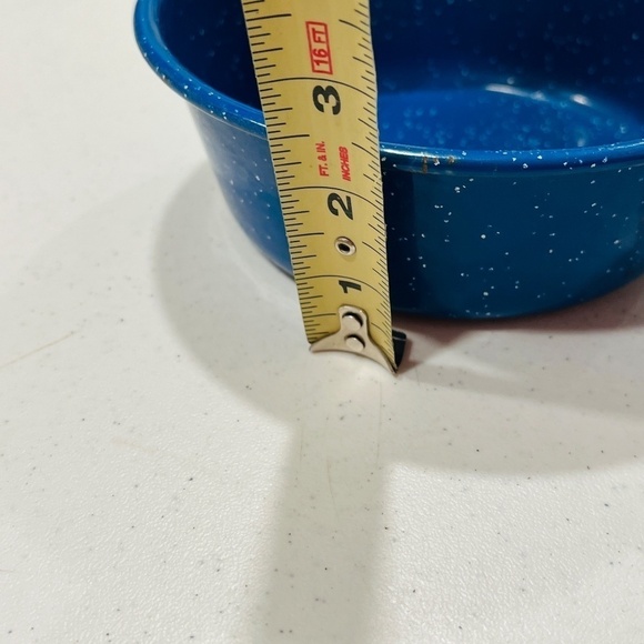 Vintage Enamelware Sauce Pan Blue White Speckle 1 Qt Primitive Camping Farmhouse - Picture 7 of 7